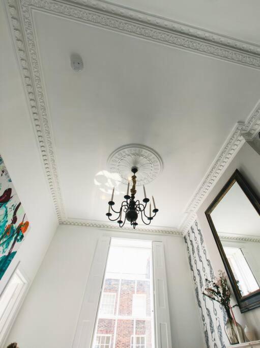 לונדון New Marylebone Gem/One Bedroom מראה חיצוני תמונה